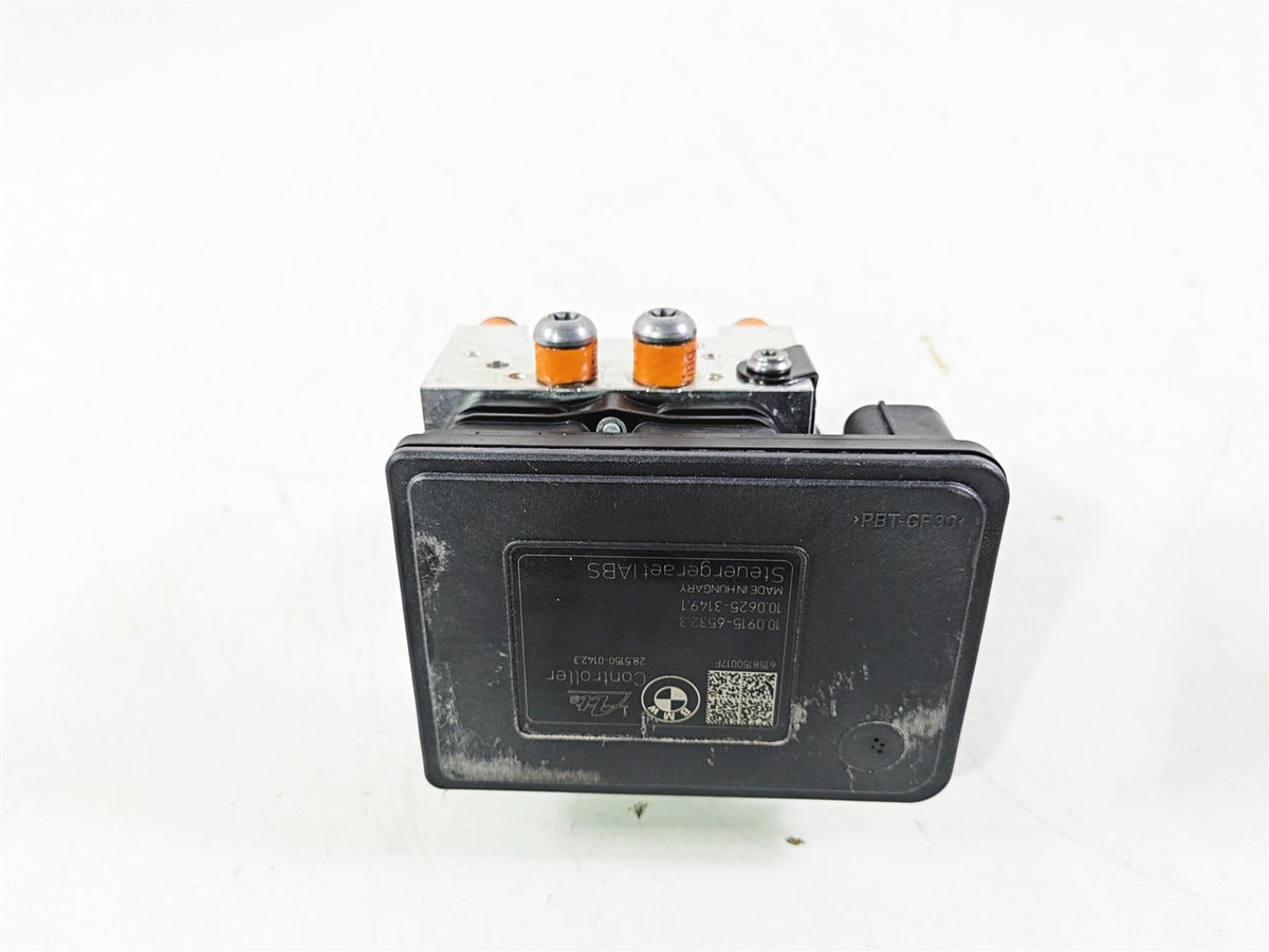 2016 BMW S1000RR K46 Abs Brake Pump Unit Module 34518561705 34518566956 {{ shop.shopifyCountryName }} - Mototech271