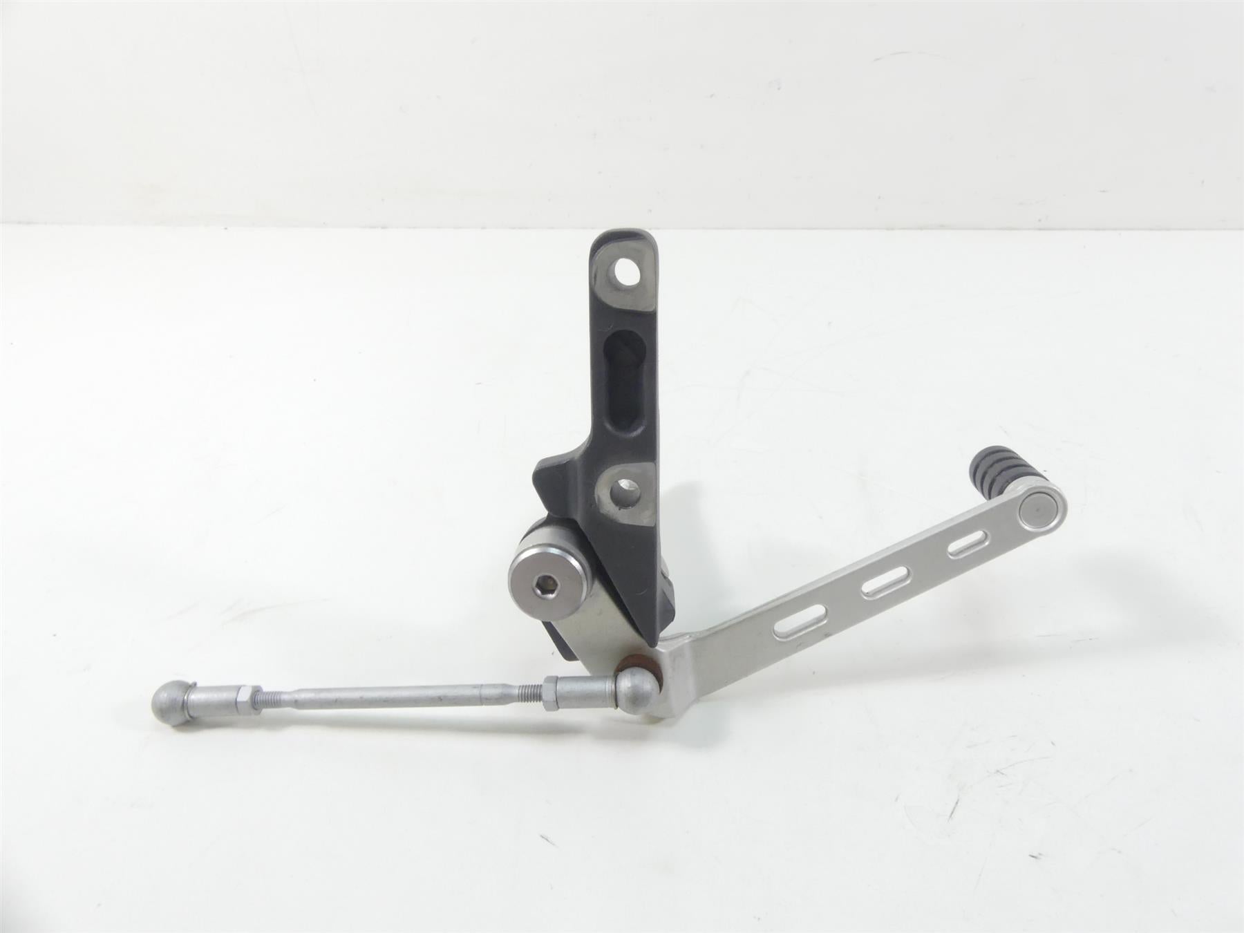 2015 Triumph 1050 Speed Triple R Front Left Footpeg & Shifter Pedal Peg T2081751 {{ shop.shopifyCountryName }} - Mototech271
