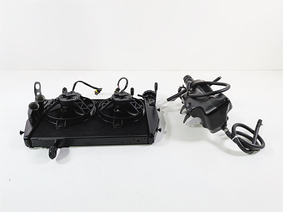 2016 Ducati Hypermotard 939 SP Radiator Fans Reservoir Hoses Set 54840981D-Mototech271