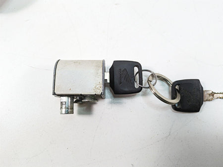 2006 Honda V-Twin VTX1300 R Ignition Switch Key Lock Tank Cap Set 35010-MEA-740 {{ shop.shopifyCountryName }} - Mototech271
