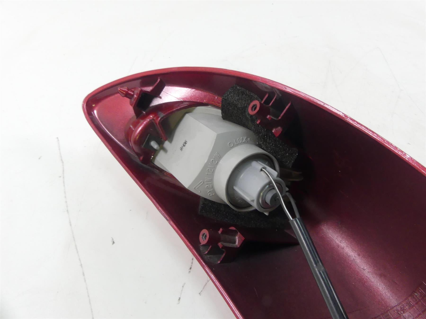 2020 Suzuki GSX1300 R Hayabusa Left Rear Fairing Cover Blinker Set 47211-15H {{ shop.shopifyCountryName }} - Mototech271