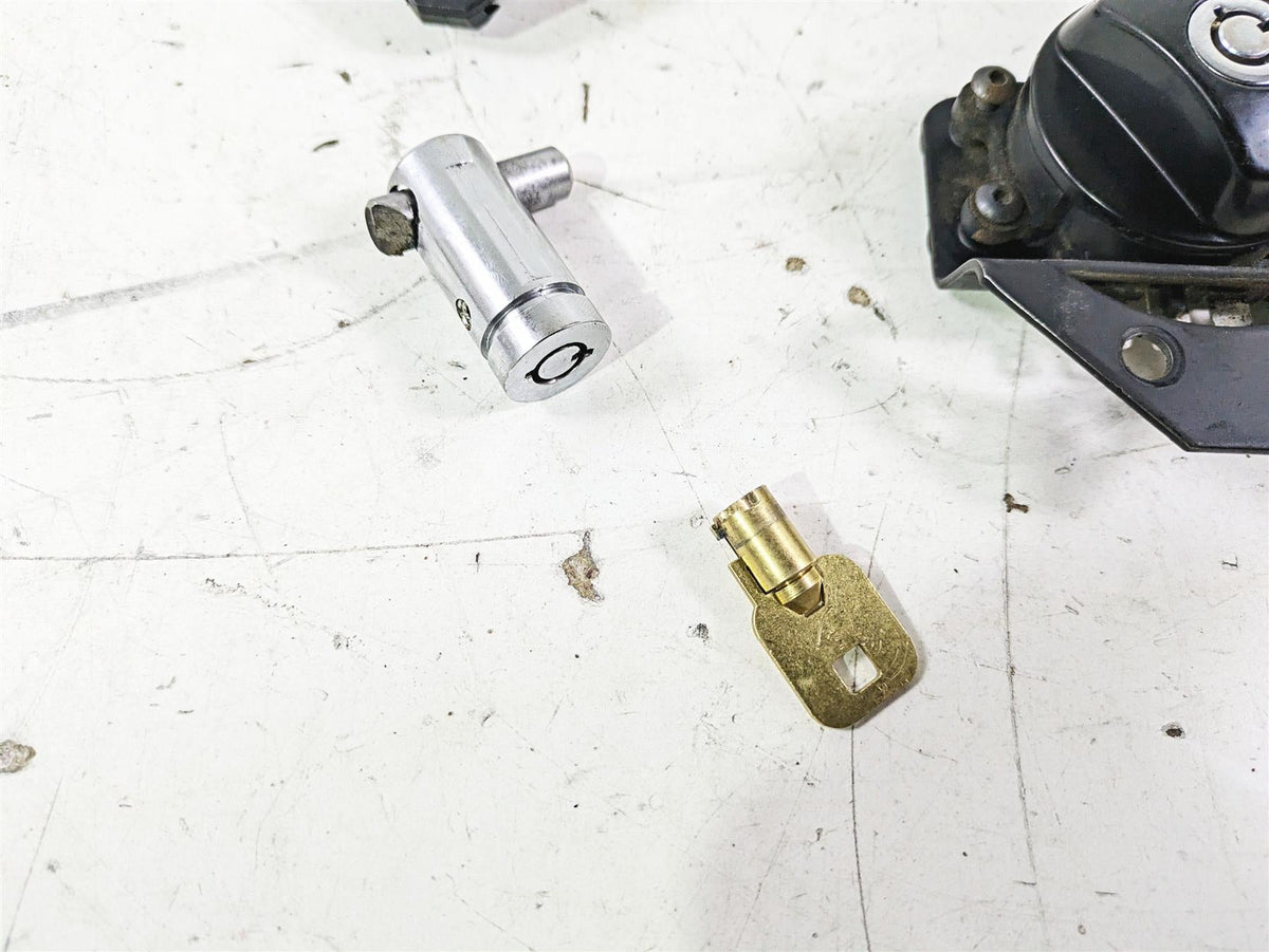 2012 Harley VRSCF Muscle V Rod Ignition Switch Key Lock Set 70020-05 {{ shop.shopifyCountryName }} - Mototech271