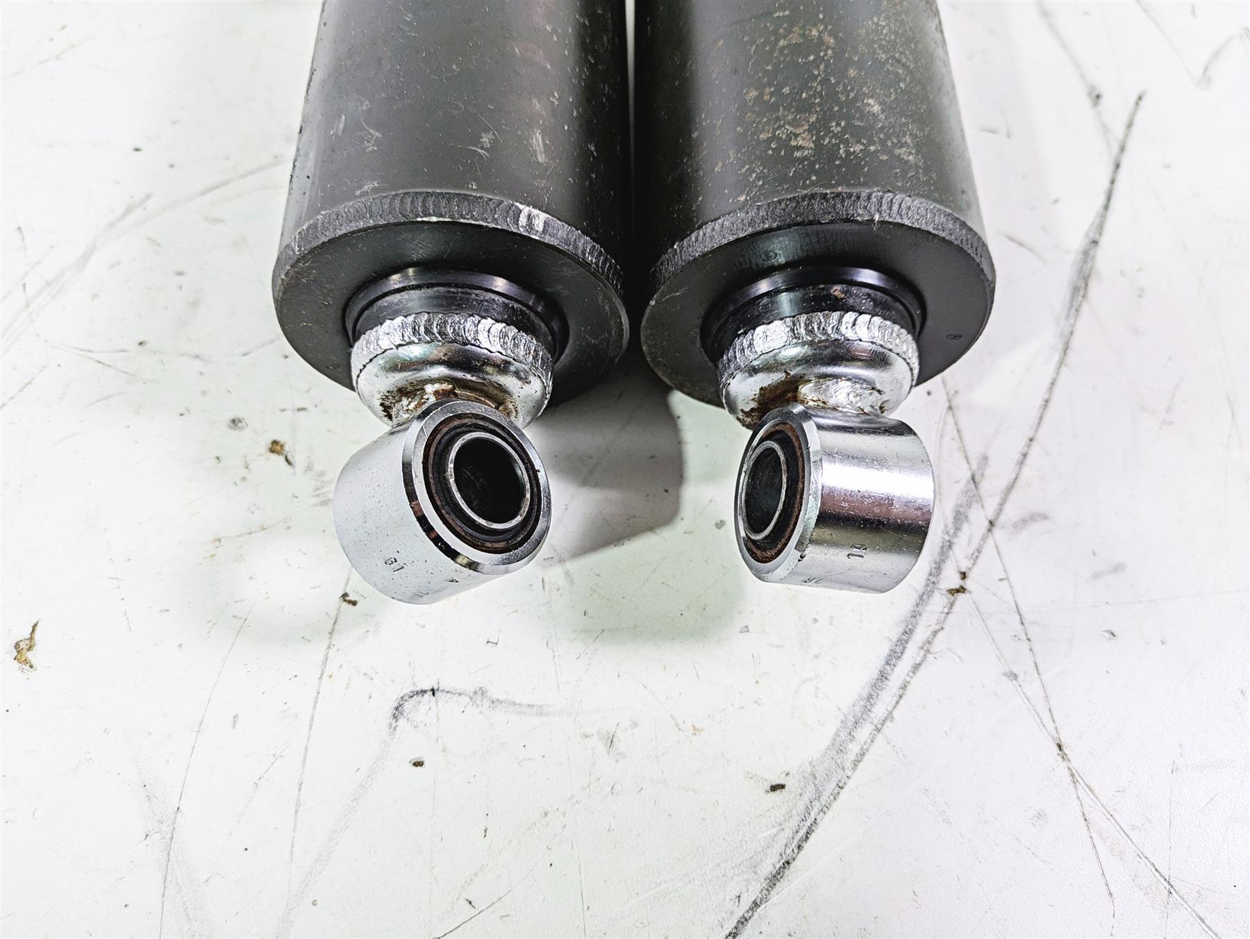 1992 Harley FLSTC Softail Heritage Straight Rear Damper Shock Set 54508-89A {{ shop.shopifyCountryName }} - Mototech271