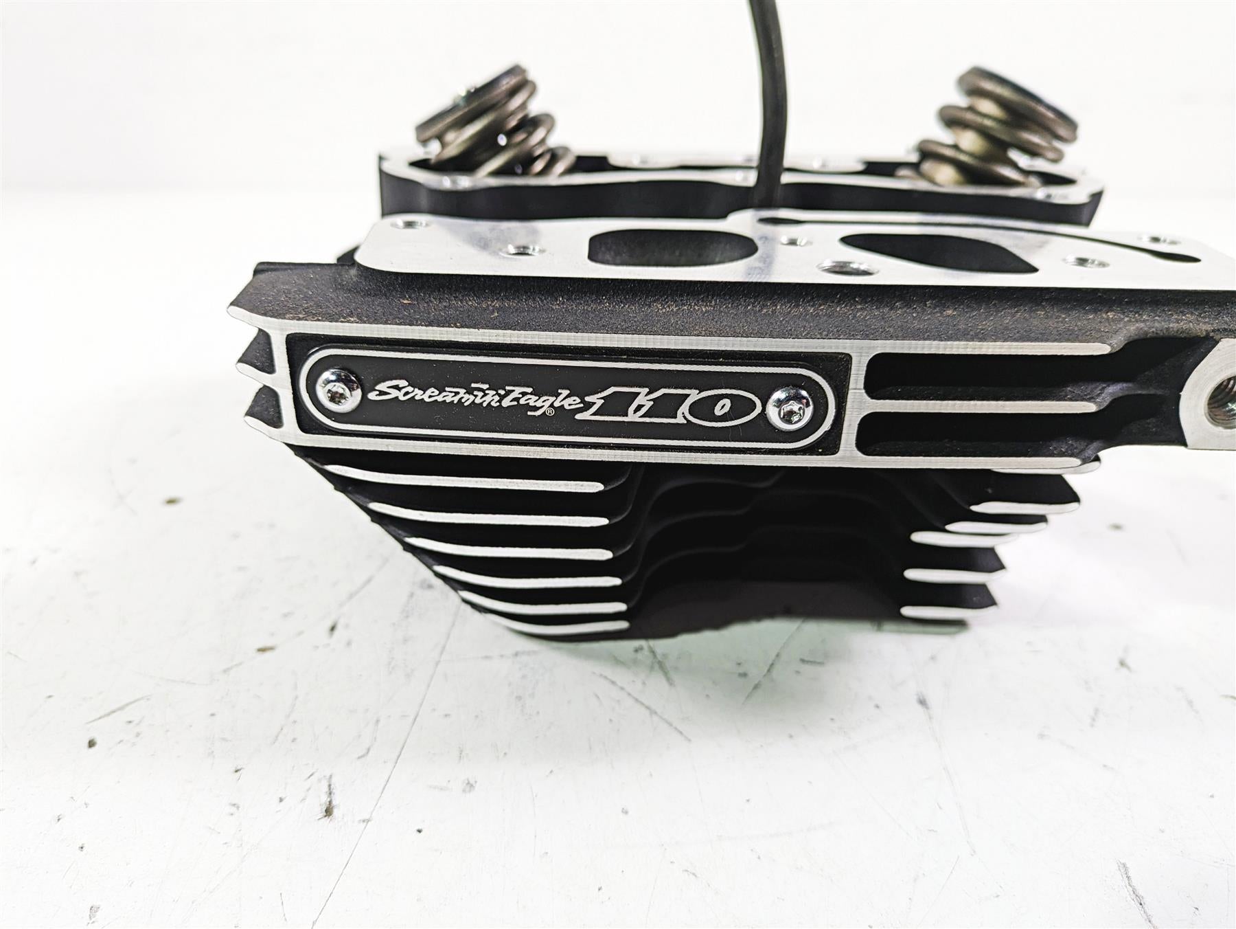 Unused Harley 110ci Screamin Eagle Twin Cam Rear Cylinderhead Cylinder Head 17250-07 {{ shop.shopifyCountryName }} - Mototech271