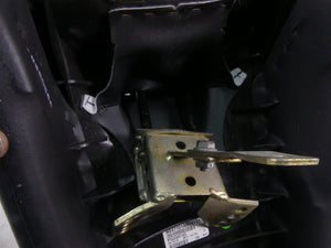 2005 Harley Touring CVO FLHTC SE Electra Glide  Seat & Rider Backrest 52000142 | Mototech271