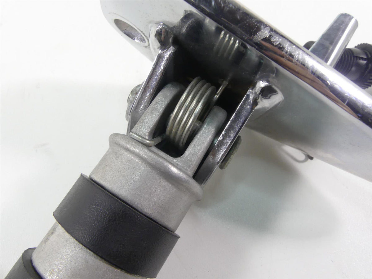 2007 Honda VT1100 C2 Shadow Front Right Foot Peg & Brake Pedal 50615-MCK-A00 {{ shop.shopifyCountryName }} - Mototech271