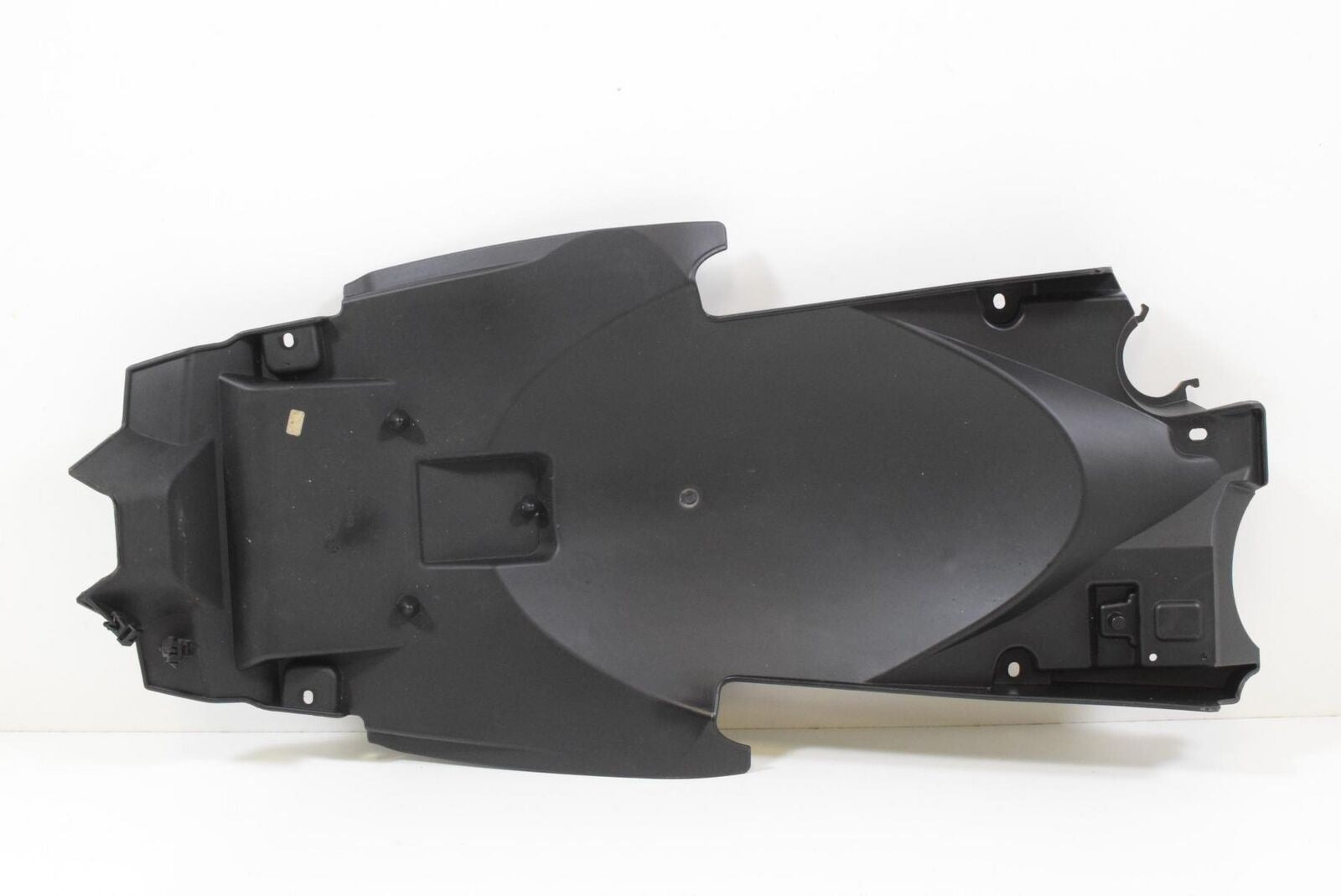 2014 BMW R1200R R1200 R K27 Rear Inner Fender Mud Guard 46627697191 {{ shop.shopifyCountryName }} - Mototech271