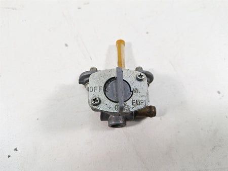 2002 Yamaha FZ1 FZS1000 Fazer Fuel Gas Petrol Petcock Valve 2VN-24500-01-00 {{ shop.shopifyCountryName }} - Mototech271