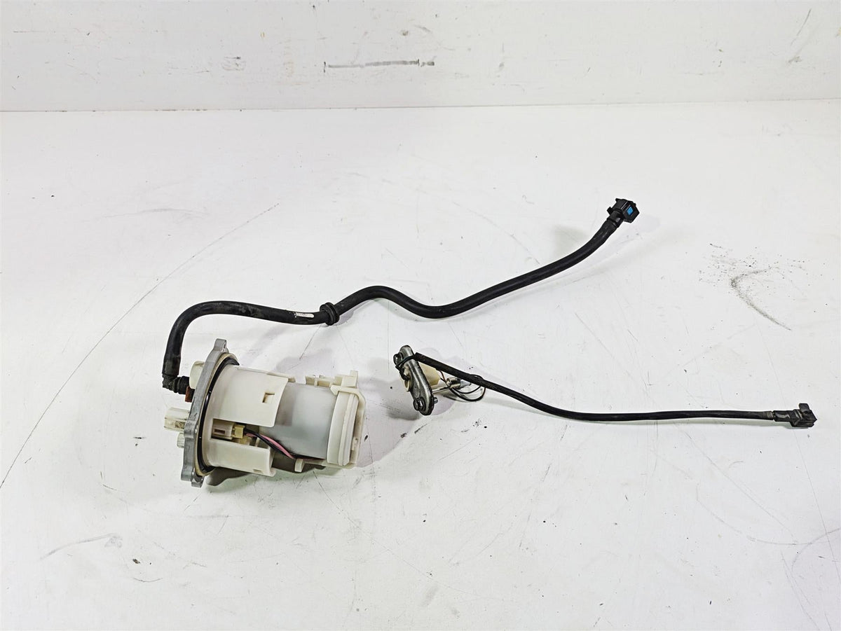 2008 Yamaha XVS1300 V-Star Tourer Fuel Gas Petrol Pump - Tested 3D8-13907-00-00 {{ shop.shopifyCountryName }} - Mototech271