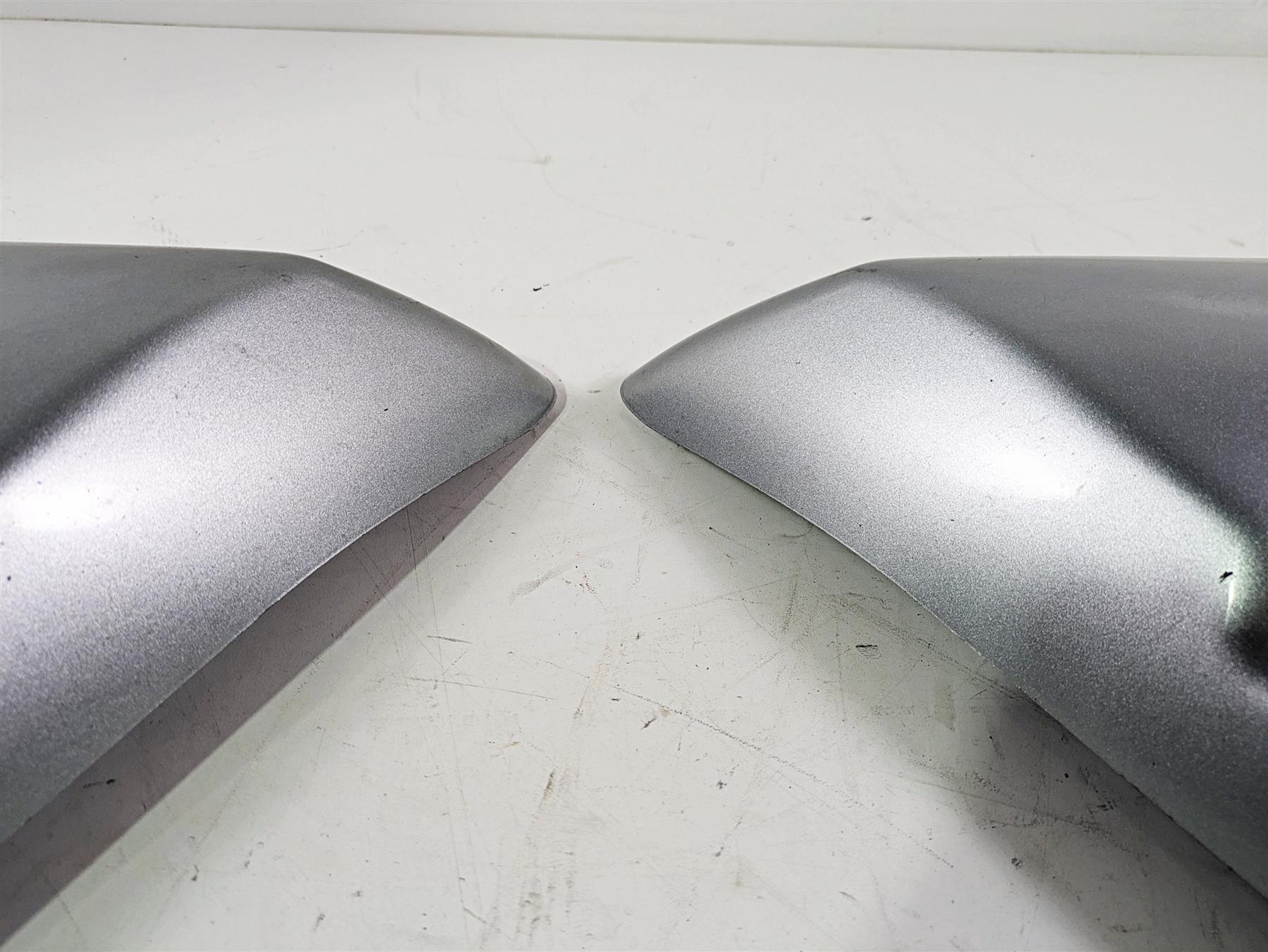 2010 Harley Touring FLHX Street Glide Side Cover Set Silver 66048-09A 66250-09 {{ shop.shopifyCountryName }} - Mototech271