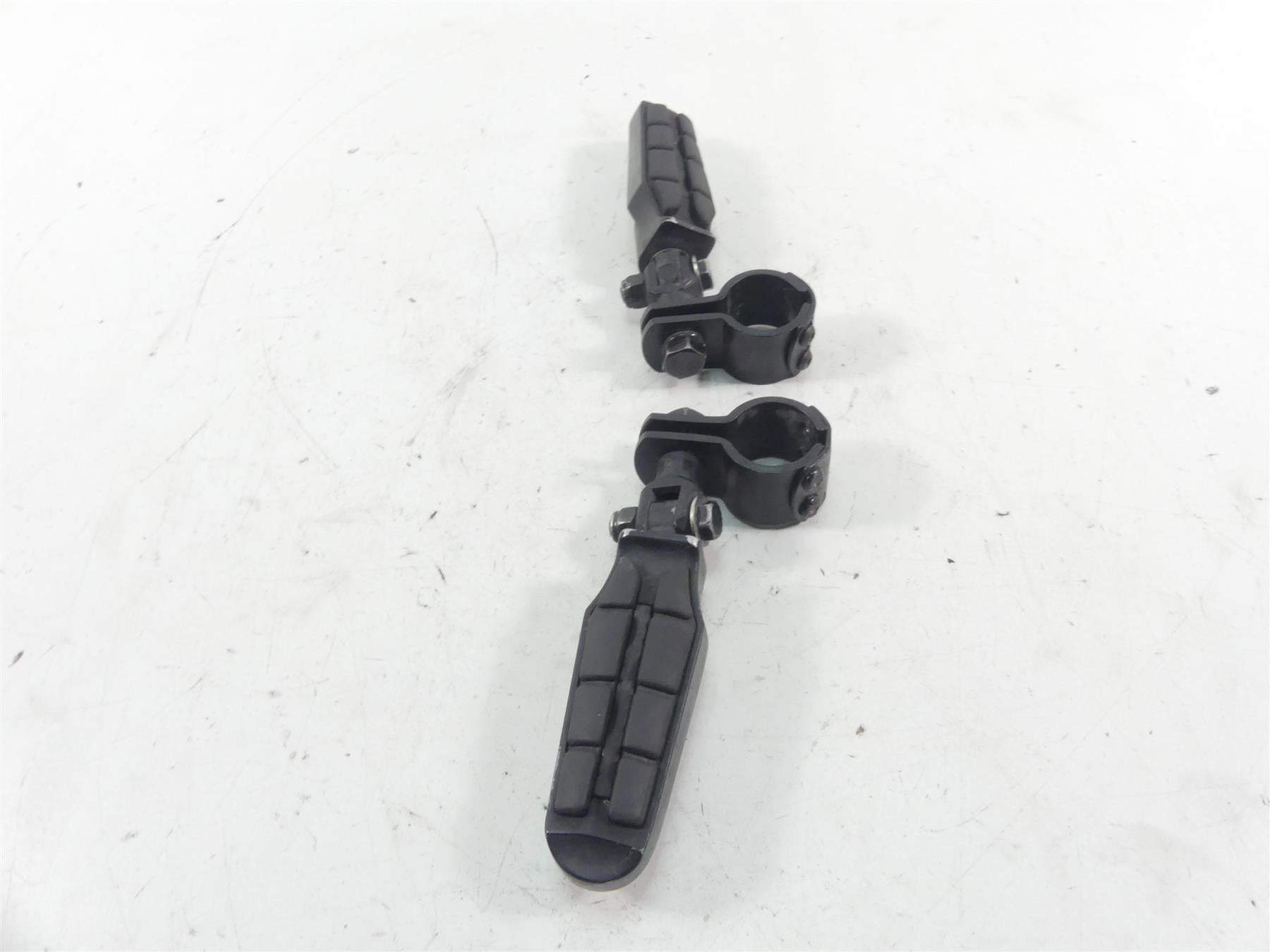 2005 Harley Touring CVO FLHTCSE Electra Glide Aftermarket Highway Foot Rest Peg {{ shop.shopifyCountryName }} - Mototech271