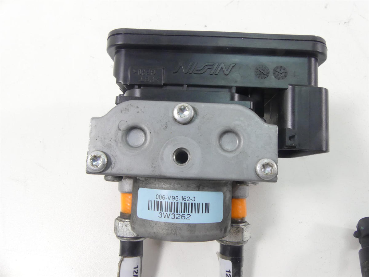 2020 Indian Roadmaster Abs Brake Unit Module Pressure Pump 1911987 2204981 {{ shop.shopifyCountryName }} - Mototech271