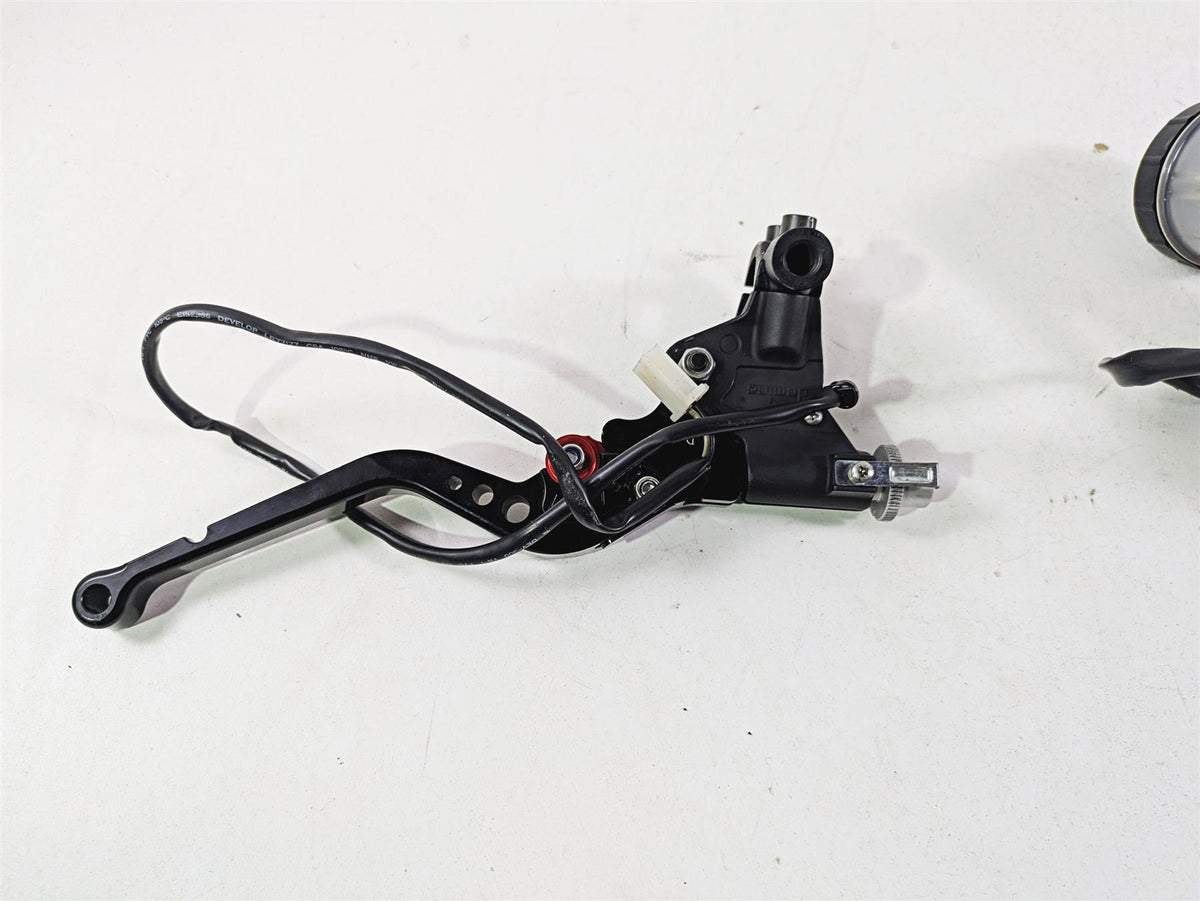 2013 Ducati Hypermotard 821 SP Front Radial Brake Master Cylinder Set 62440822A {{ shop.shopifyCountryName }} - Mototech271