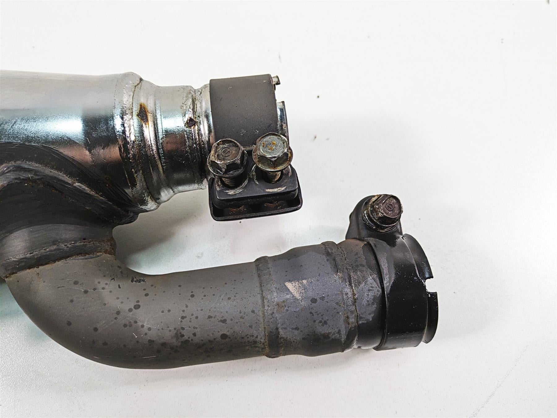 2006 Honda VT1100 C2 Shadow Sankei Upper Exhaust Pipe Muffler Pipe 18410-MCK-A01 {{ shop.shopifyCountryName }} - Mototech271