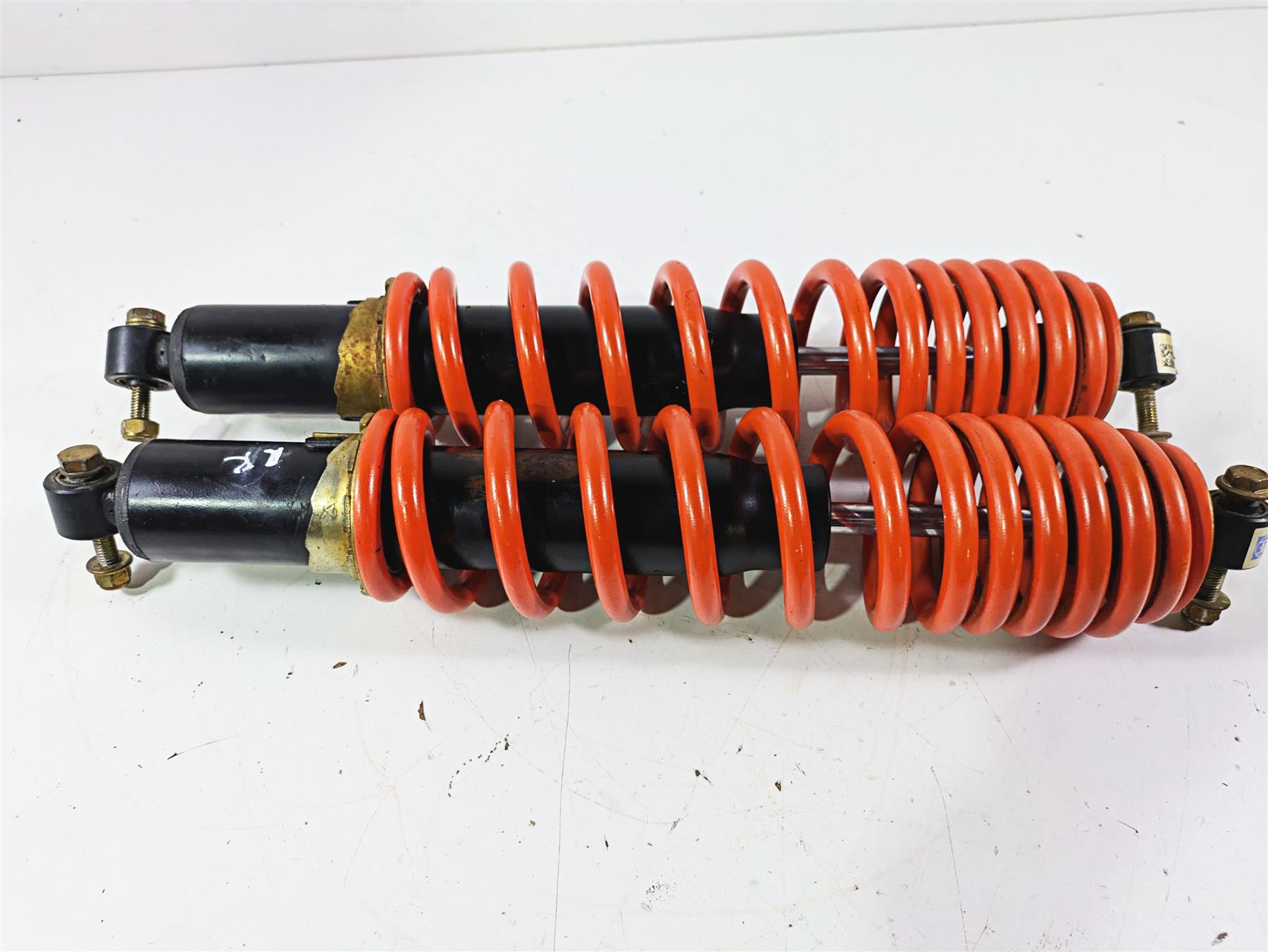 2022 Can-Am Defender XMR HD10 Straight Rear Shock Damper Set 706002853 {{ shop.shopifyCountryName }} - Mototech271