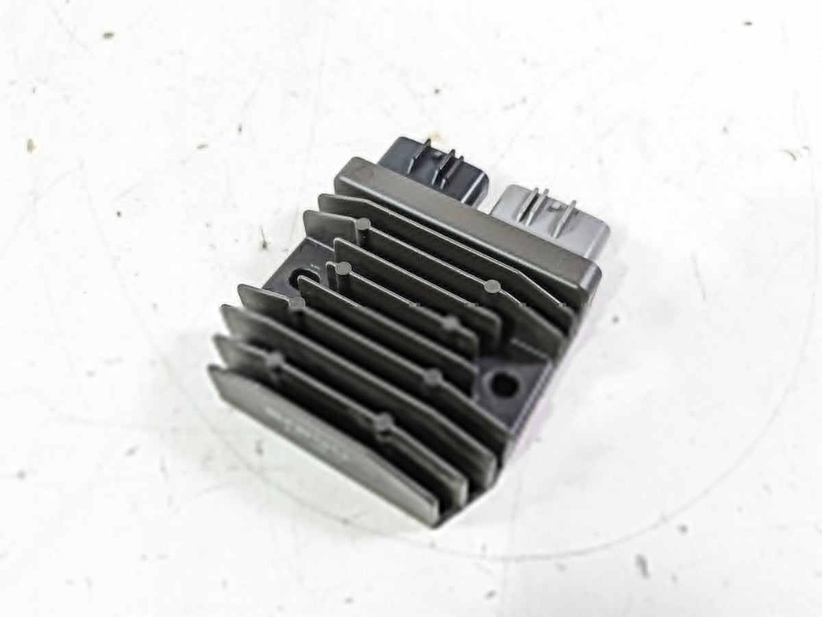 2017 BMW S1000R K47 Rectifier Voltage Regulator FH020CA 12317718422 {{ shop.shopifyCountryName }} - Mototech271