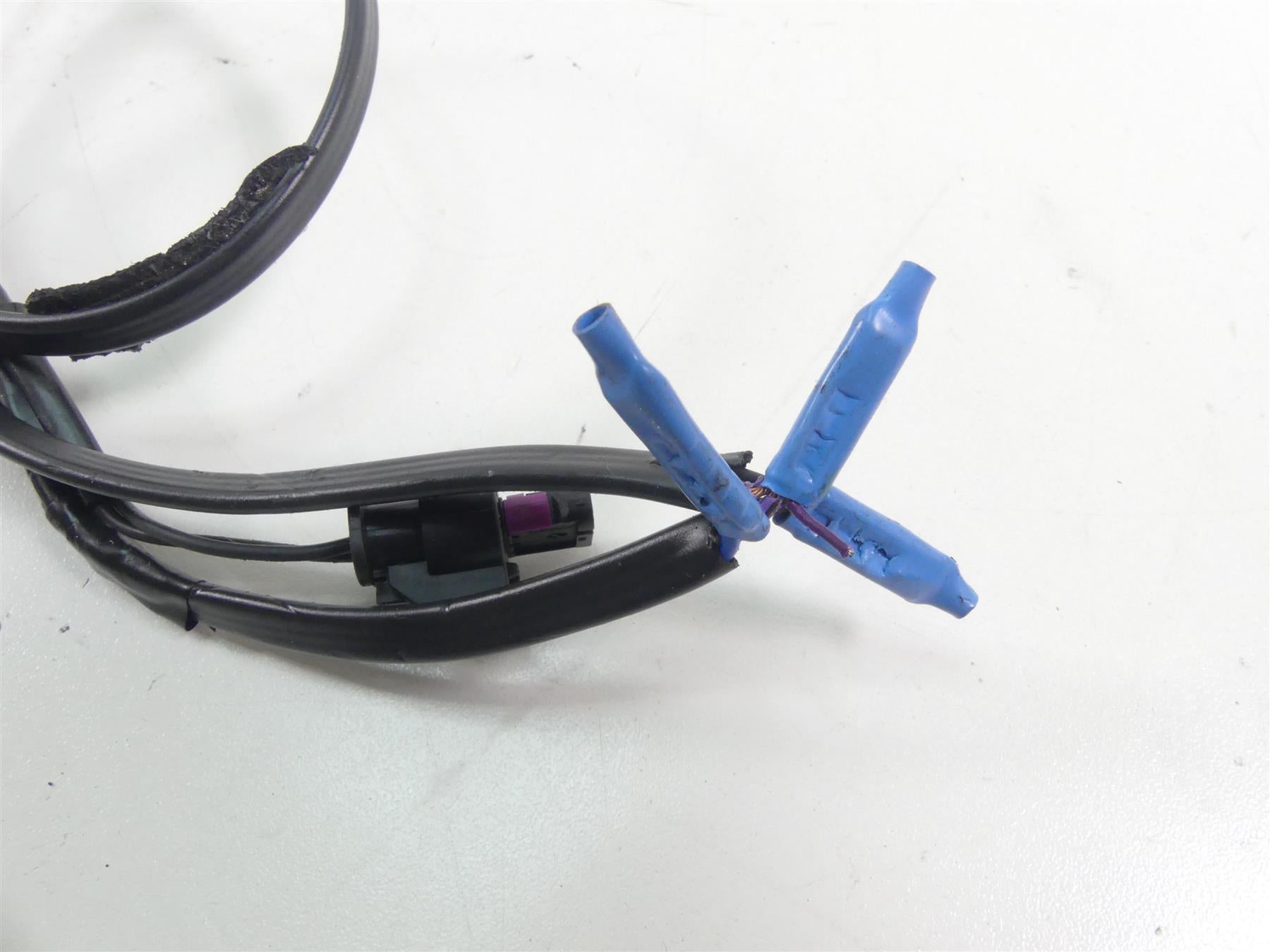 2021 Harley Softail FXBBS Street Bob Left Rear Blinker Turn Signal Read 67800965 {{ shop.shopifyCountryName }} - Mototech271