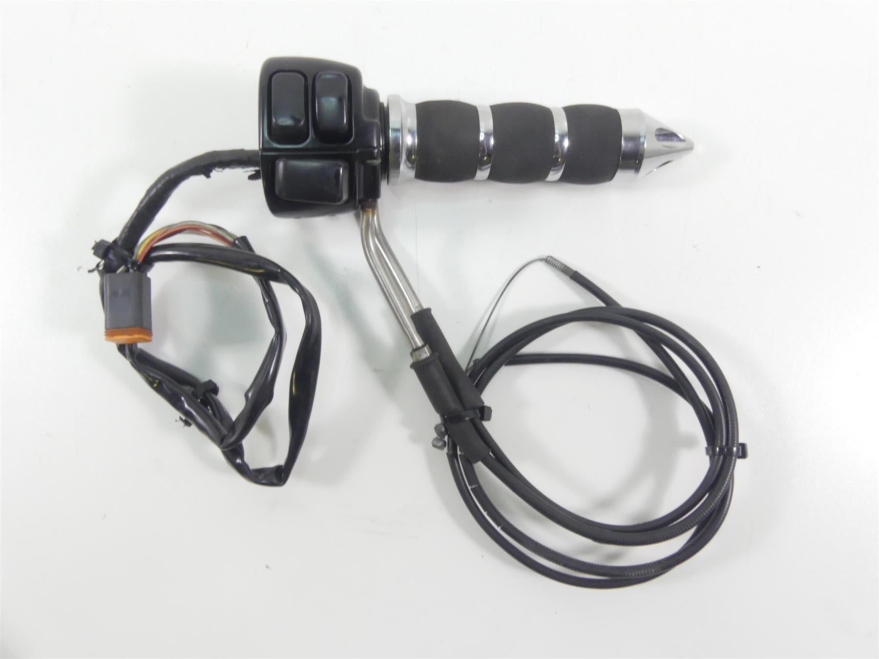2006 Harley Sportster XL1200 Custom Right Control Switch +Throttle 71589-96B {{ shop.shopifyCountryName }} - Mototech271