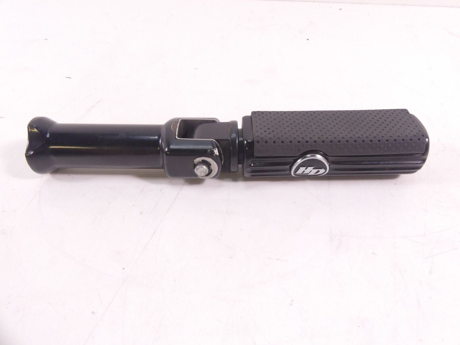 2019 Harley Softail FXBB Street Bob Rear Left Passenger Foot Peg 50500678 {{ shop.shopifyCountryName }} - Mototech271