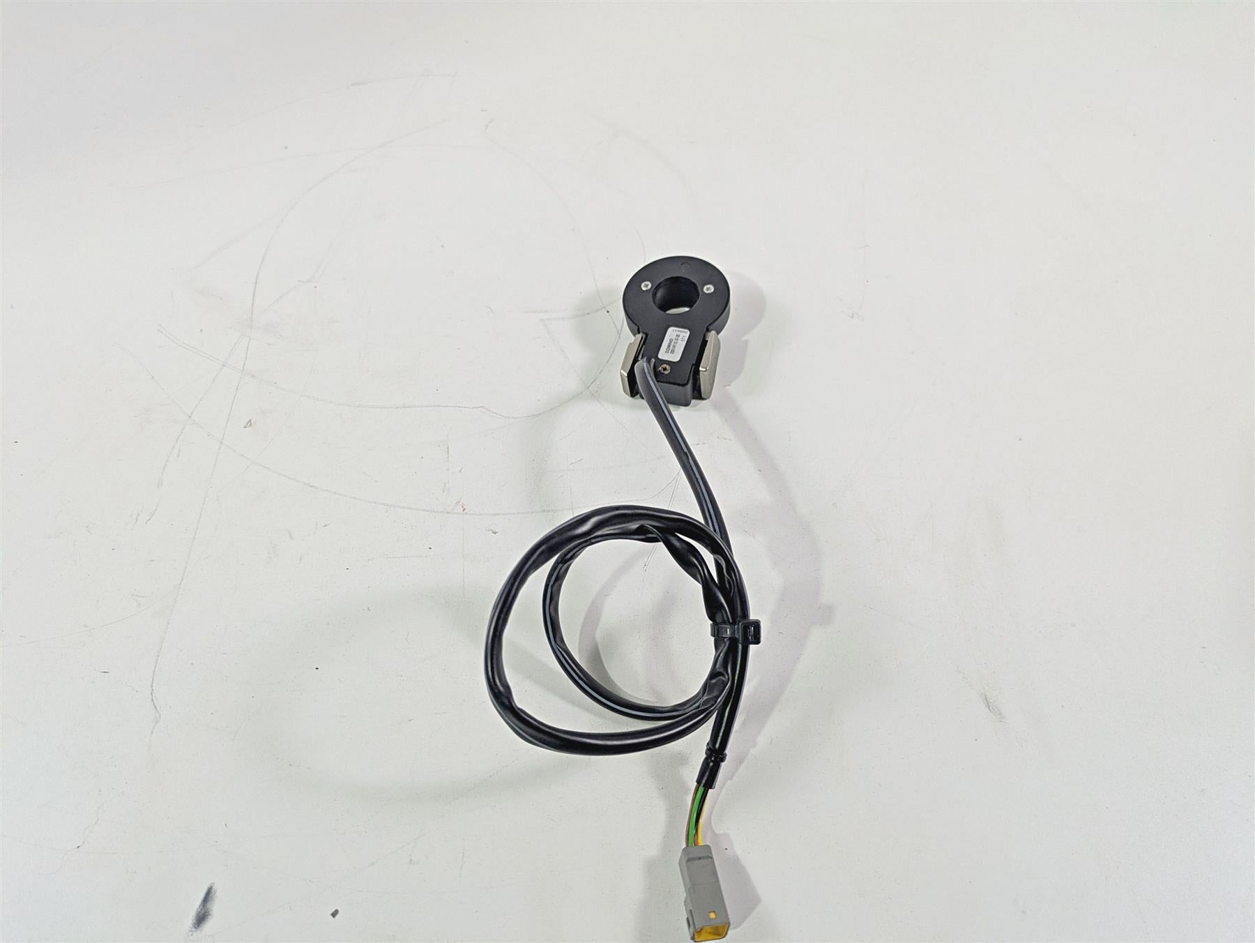 2017 Aprilia RSV 1100 Tuono V4 Factory Traction Control Switch -Read 852398 {{ shop.shopifyCountryName }} - Mototech271