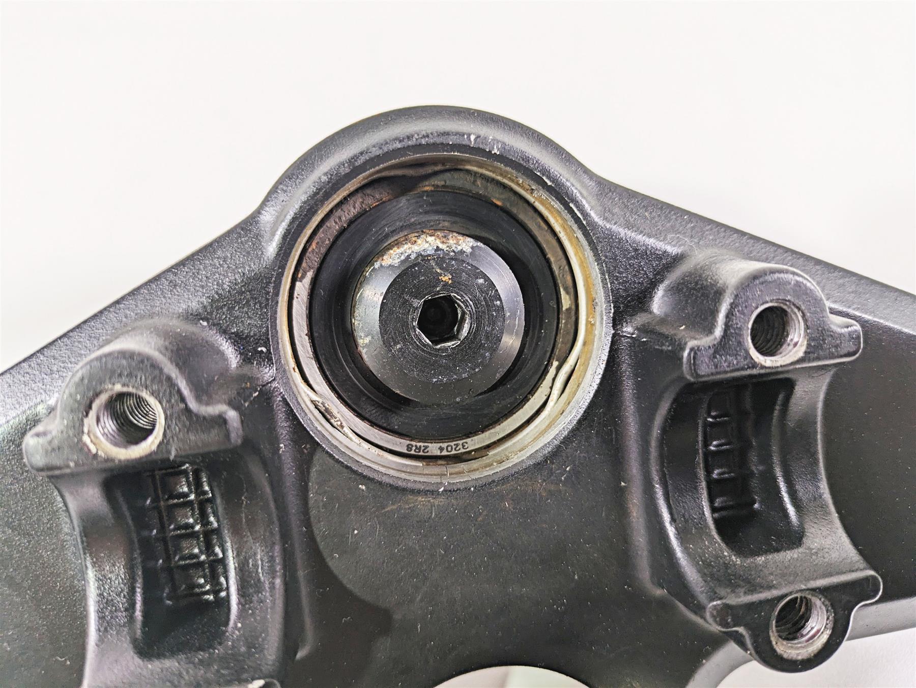 2006 BMW R1200GS K255 Adv Upper Triple Tree Steering Clamp 31427718170 {{ shop.shopifyCountryName }} - Mototech271
