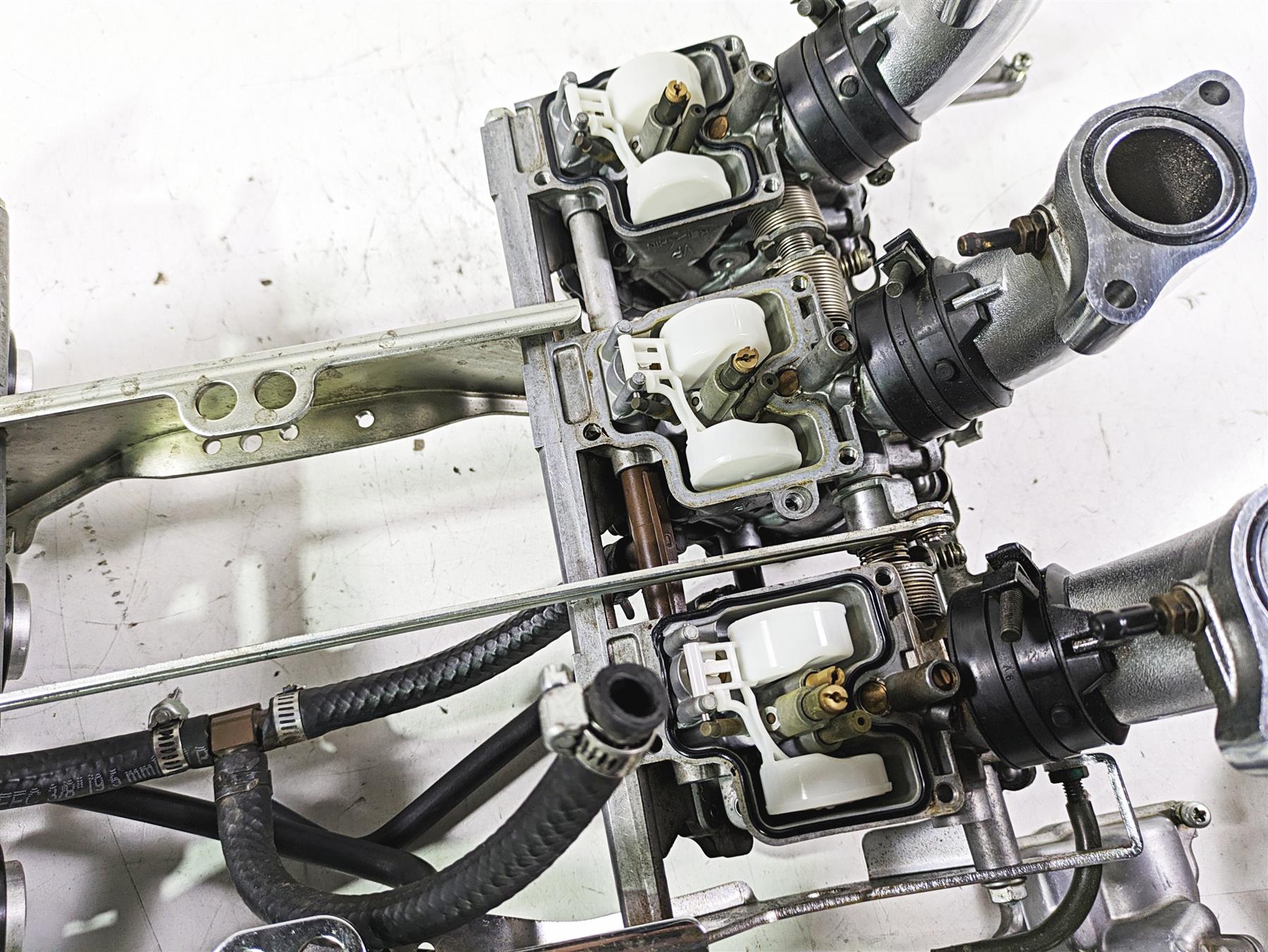 1998 Honda GL1500 Valkyrie Tour Carb Carburetor Set - Clean 16100-MZ0-A00 {{ shop.shopifyCountryName }} - Mototech271