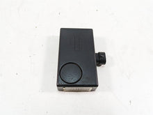 Load image into Gallery viewer, 2018 Harley Touring FLHXSE CVO Street Glide Siren Control Box Module 68958-07C | Mototech271

