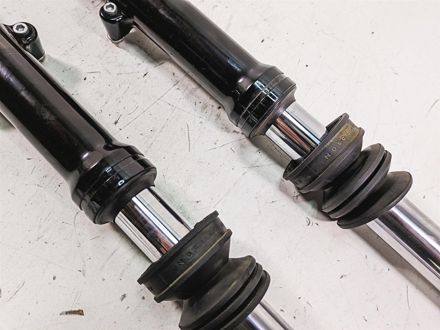 2017 Harley XL883 N Sportster Iron Straight Front Fork Legs 39Mm 45400087 {{ shop.shopifyCountryName }} - Mototech271