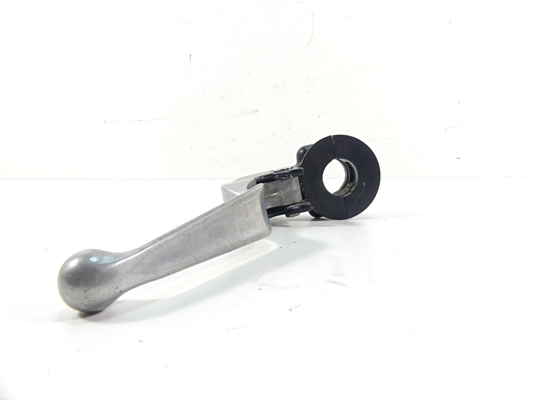 2004 Harley Touring FLHTCUI Electra Glide Clutch Perch & Lever 38608-96 45015-96 {{ shop.shopifyCountryName }} - Mototech271