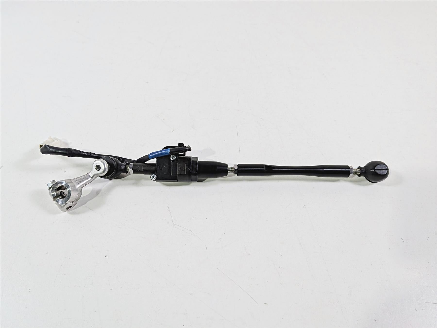 2016 Yamaha YZF R1 RN32 Quickshifter Quick Shifter Assist 2CR-82470-00-00 {{ shop.shopifyCountryName }} - Mototech271