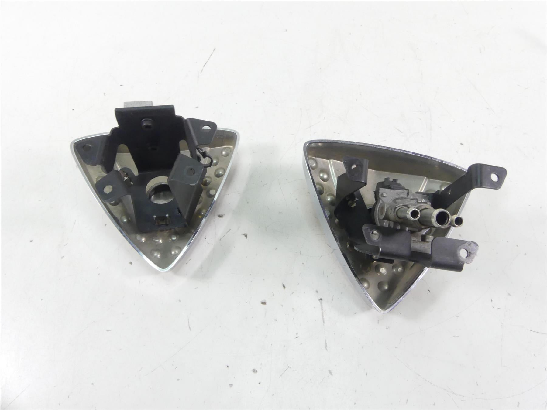 2011 Victory Vision Tour Triangle 106ci Side Cover Fairing Set 5245659 5245659 {{ shop.shopifyCountryName }} - Mototech271