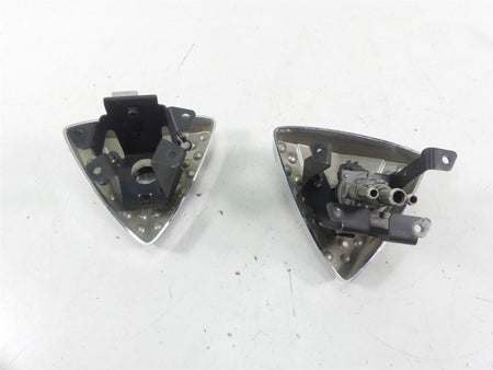 2011 Victory Vision Tour Triangle 106ci Side Cover Fairing Set 5245659 5245659 {{ shop.shopifyCountryName }} - Mototech271