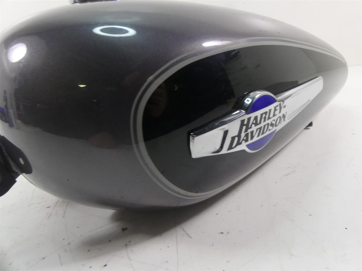 2014 Harley Sportster XL1200 C Custom Fuel Gas Petrol Tank 61000703 {{ shop.shopifyCountryName }} - Mototech271