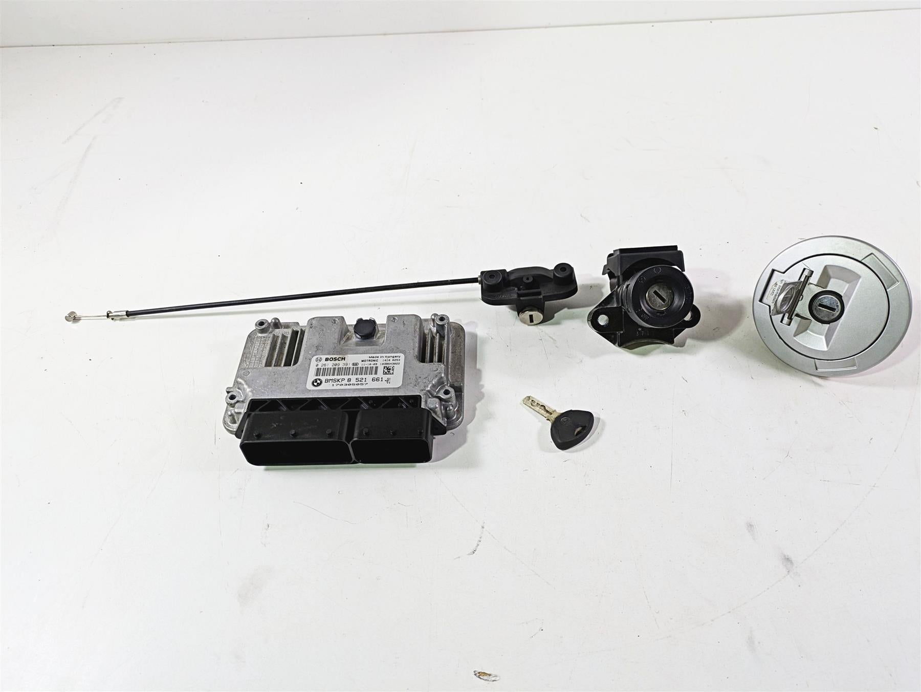 2012 BMW R1200R K27 Cdi Ecu Ignition Switch Key Lock Set 8521661 61357705247 {{ shop.shopifyCountryName }} - Mototech271