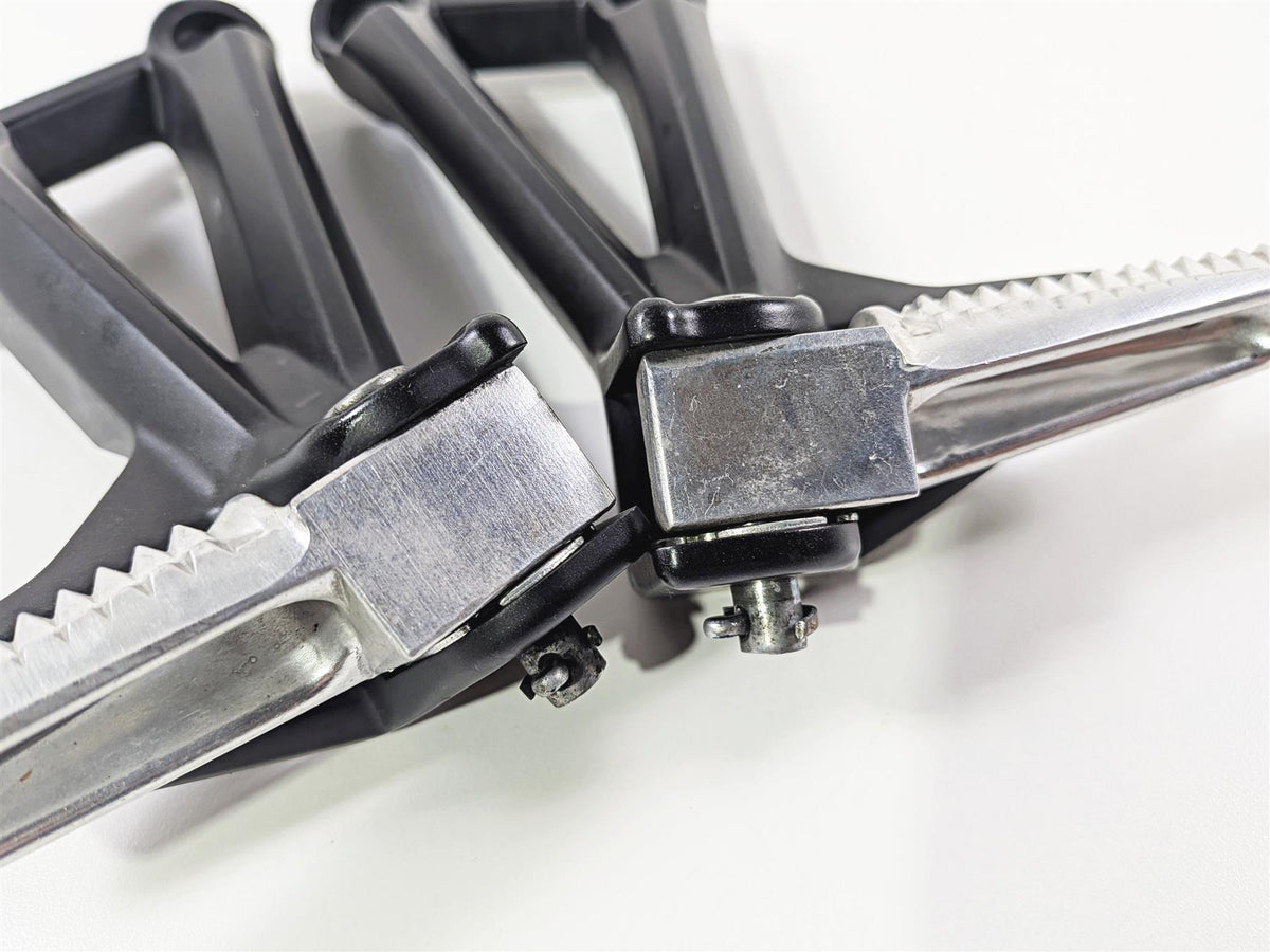 2023 Yamaha MT10 MTN1000 Rear Passenger Footpeg Rest Set 1RC-2741L-01-00 {{ shop.shopifyCountryName }} - Mototech271