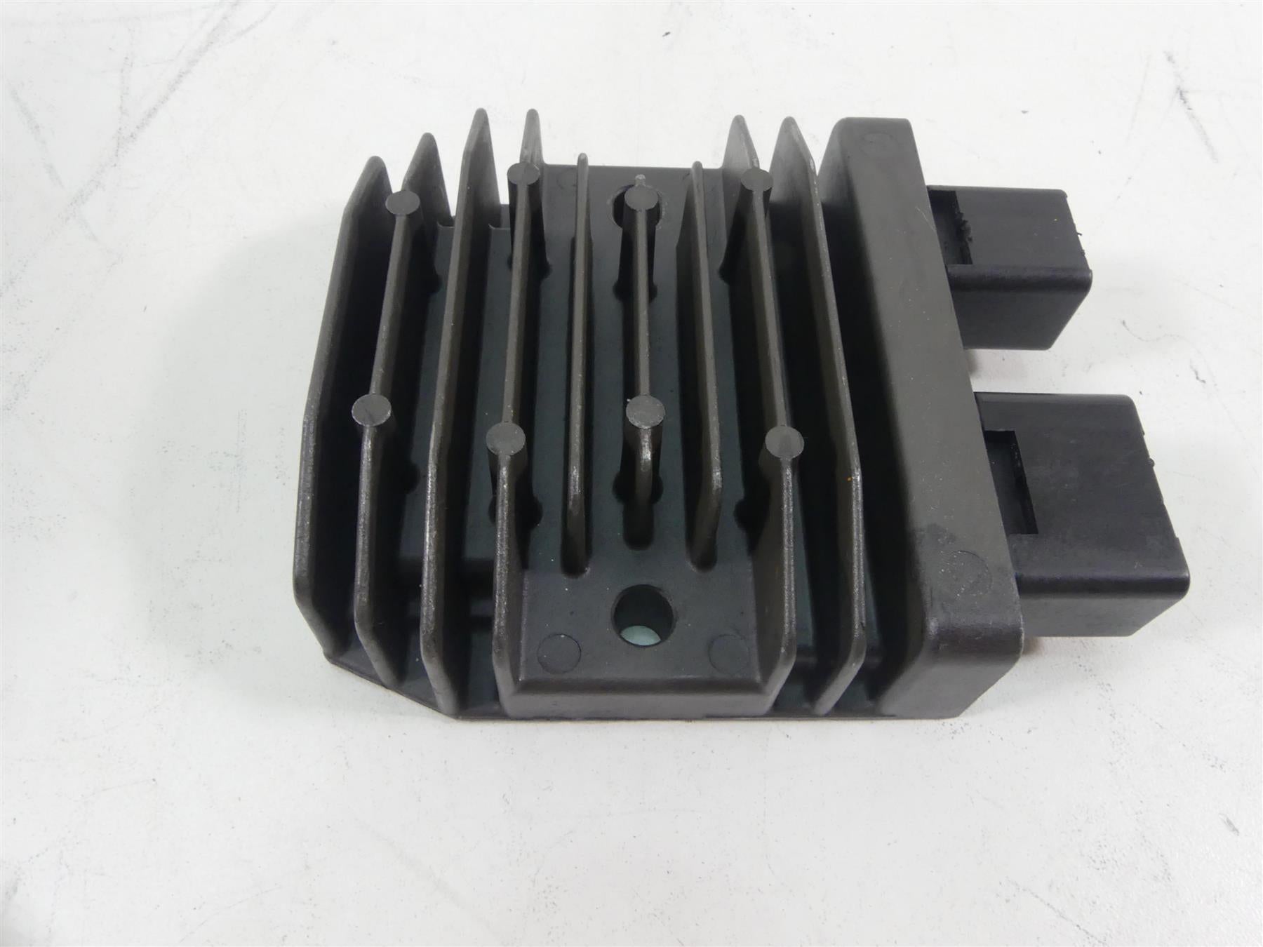 2018 Honda CBR1000 RR SC77 Rectifier Voltage Regulator 31600-MJJ-D31 FH021AA {{ shop.shopifyCountryName }} - Mototech271