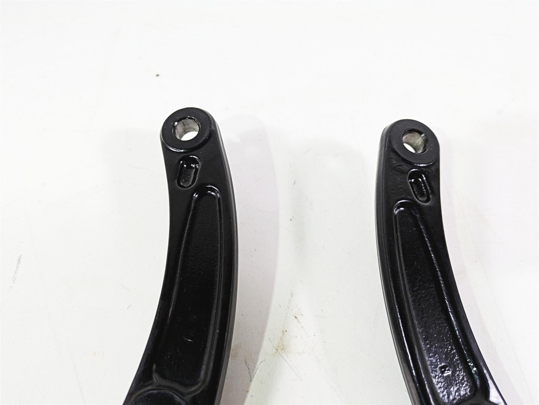 2008 Harley FLSTSB Cross Bones Rear Fender Struts Braces 47813-08BHP 47809-08BHP {{ shop.shopifyCountryName }} - Mototech271