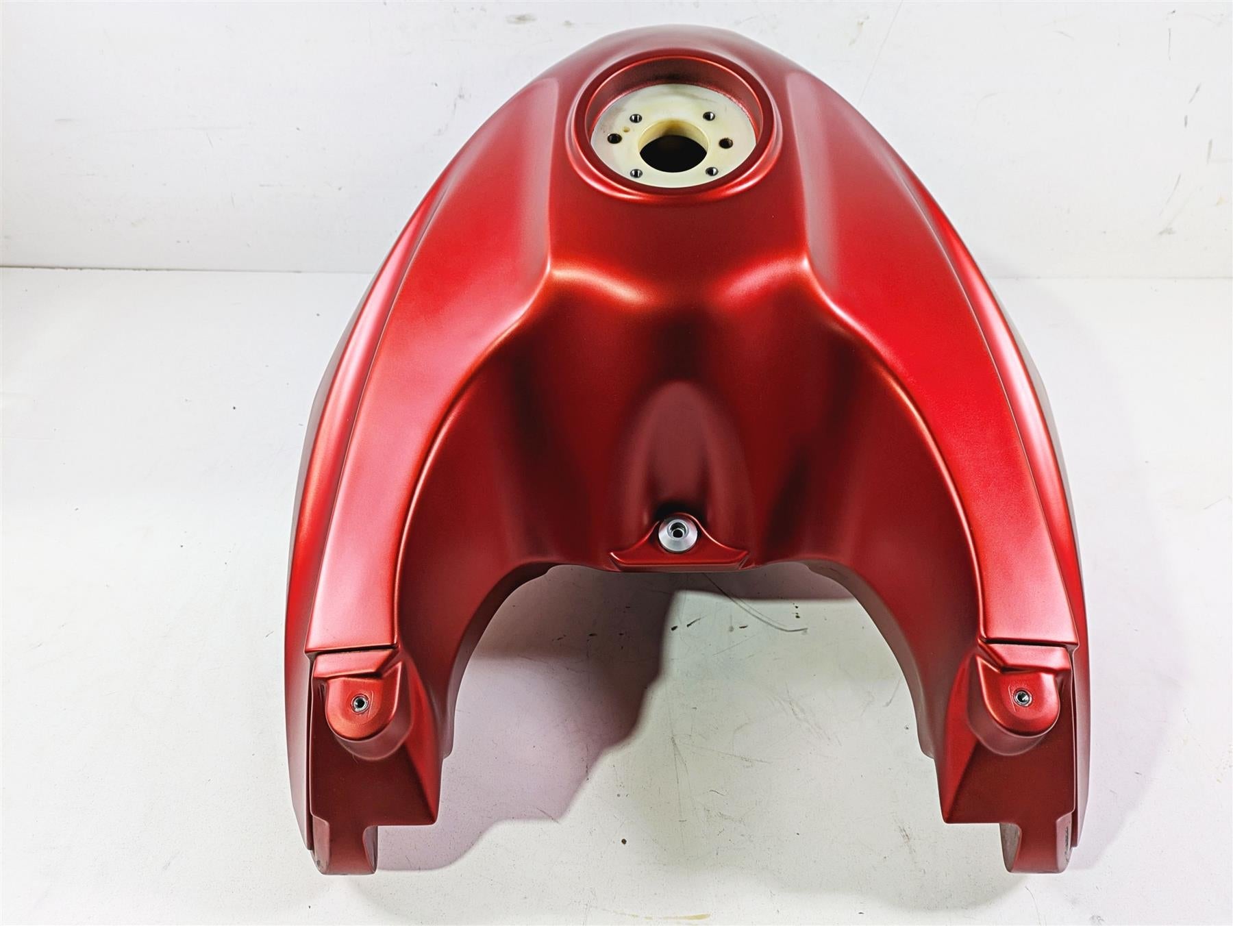 2016 Moto Guzzi Stelvio 1200 8V NTX Fuel Gas Petrol Tank & Rear Cover 897635 {{ shop.shopifyCountryName }} - Mototech271