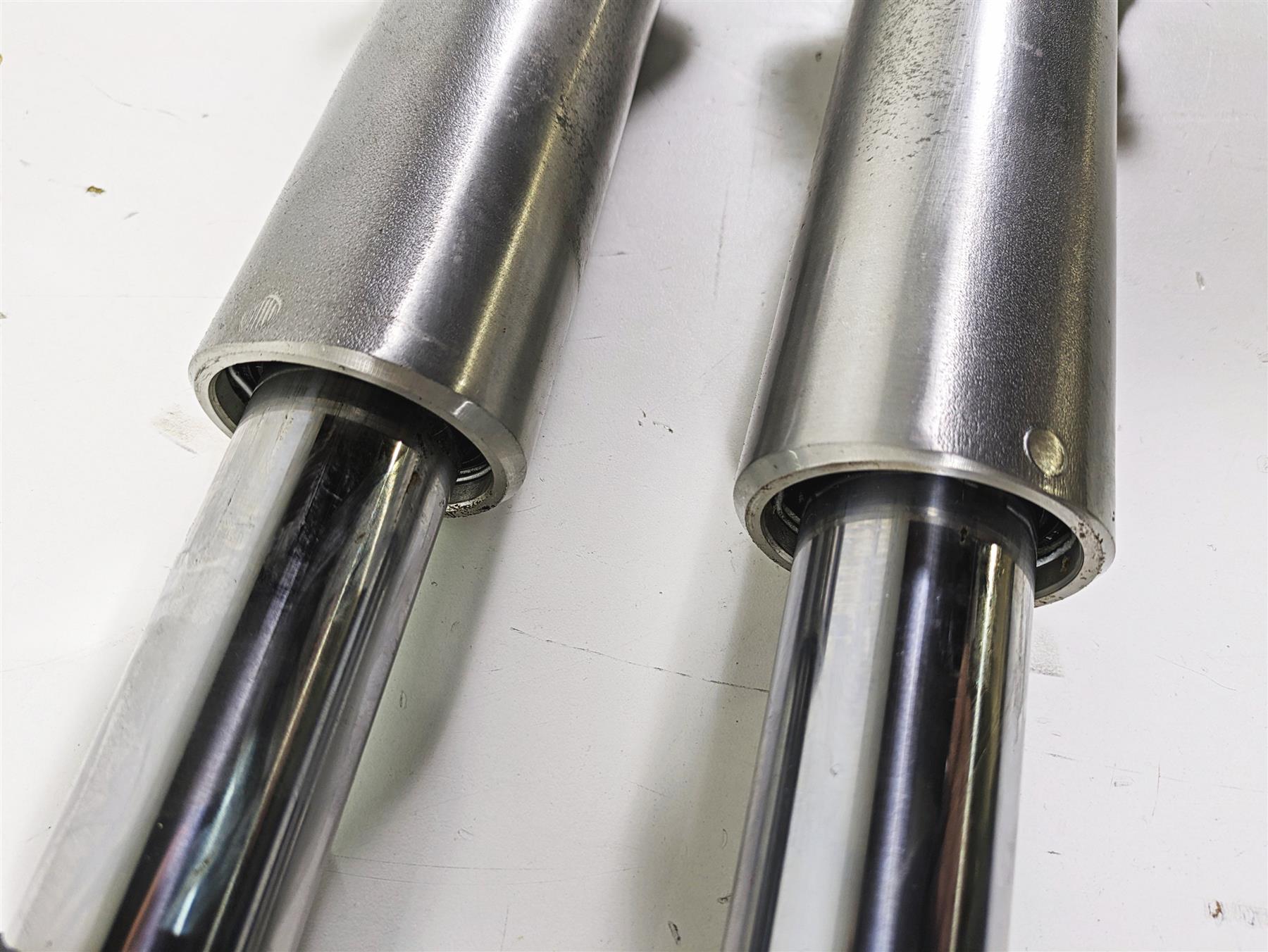 2008 Harley Touring FLHTCU E-Glide 105TH Front Fork Leg Set 41mm 46495-06 {{ shop.shopifyCountryName }} - Mototech271