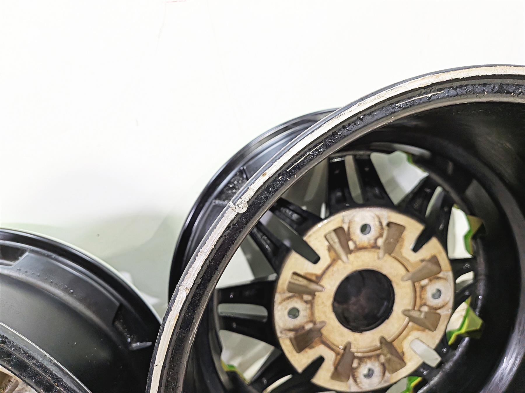 Kawasaki Teryx KRF KRX 1000 Wheel Rim Green Beadlock Set 15x8 49058-0729-397 {{ shop.shopifyCountryName }} - Mototech271