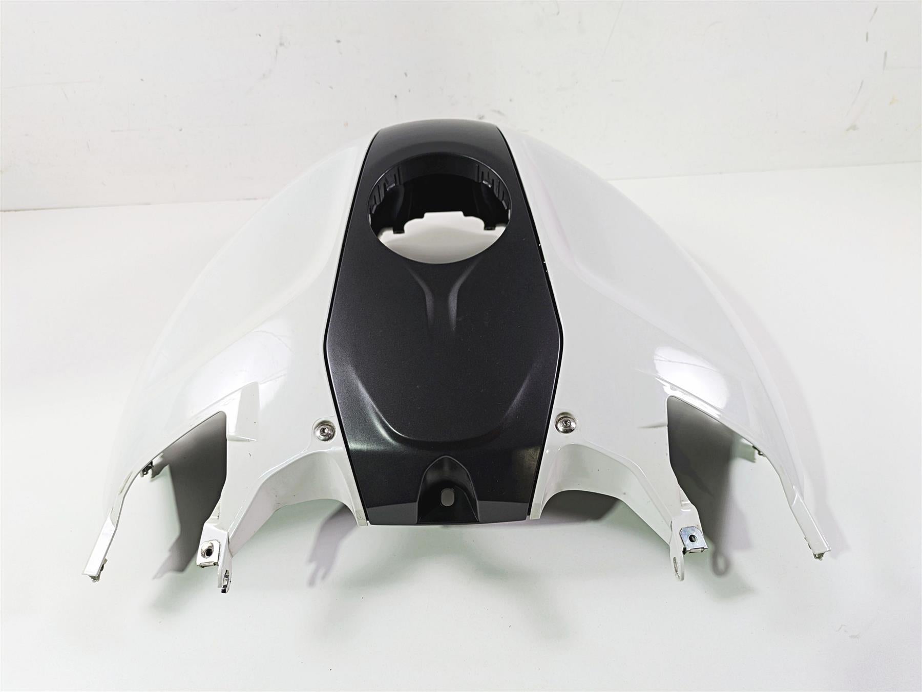 2019 BMW R1250RT K52 Fuel Tank Cover Fairing Set - Read 46638533573 46638533574 {{ shop.shopifyCountryName }} - Mototech271