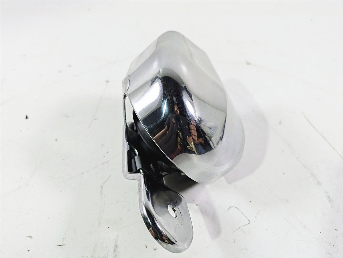 2008 Harley Touring FLHTP Electra Glide Horn + Chrome Cover 61300478A {{ shop.shopifyCountryName }} - Mototech271