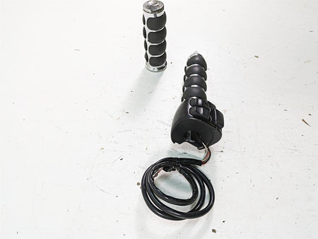 2019 Harley XL883N Sportster Iron Right Hand Control Switch 71500118 {{ shop.shopifyCountryName }} - Mototech271