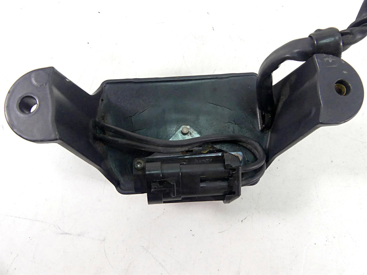 2004 Harley Touring FLHTCUI Electra Glide Rectifier Voltage Regulator 74505-04 {{ shop.shopifyCountryName }} - Mototech271