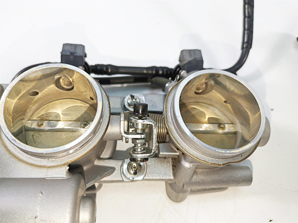 2020 Aprilia Tuono V4 Factory Throttle Body Bodies Set 776miles 857303 857304 {{ shop.shopifyCountryName }} - Mototech271