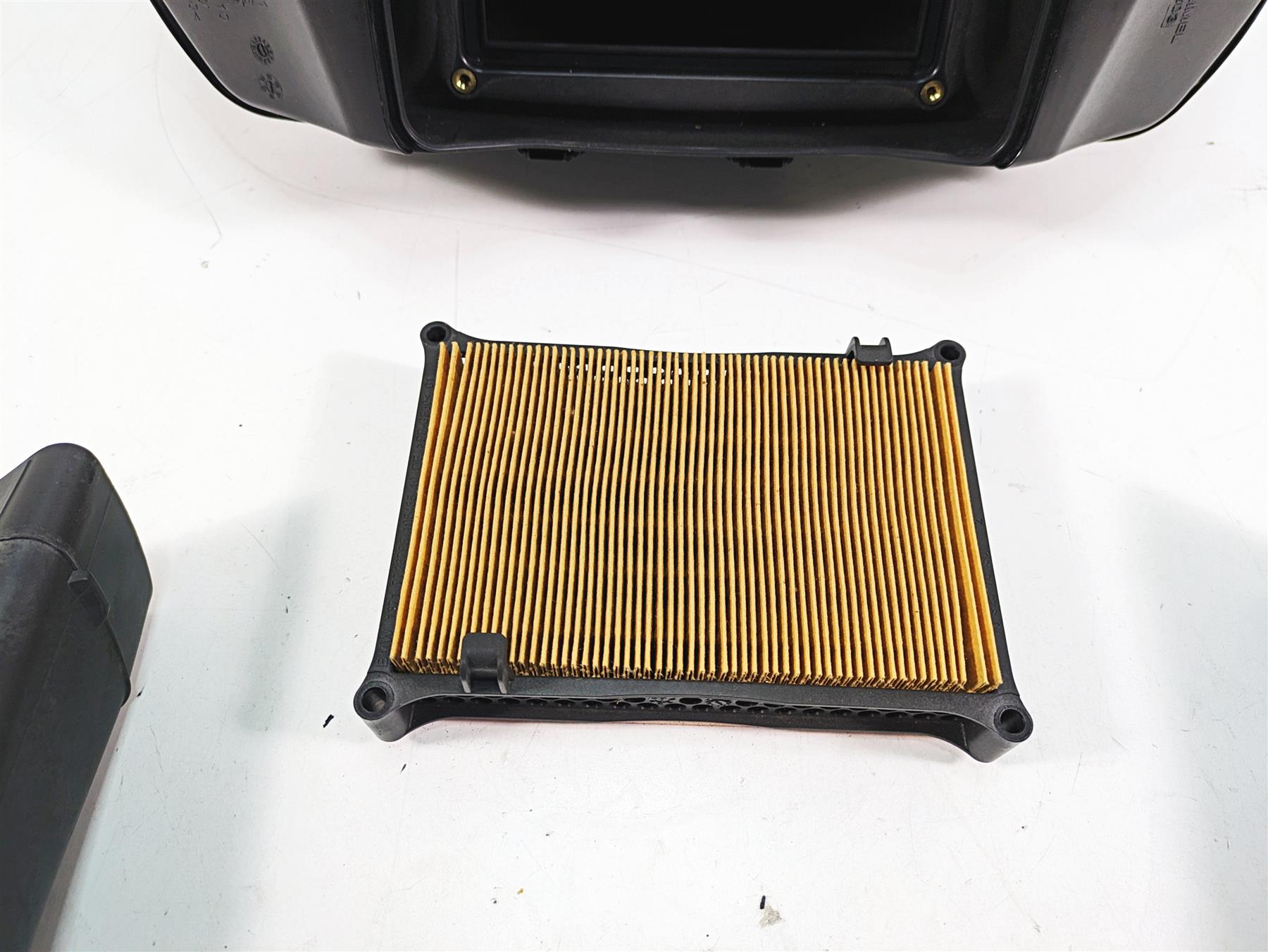 2016 BMW R1200R K53 Air Box Cleaner Filter Breather & Tubes Set 13718523907 {{ shop.shopifyCountryName }} - Mototech271