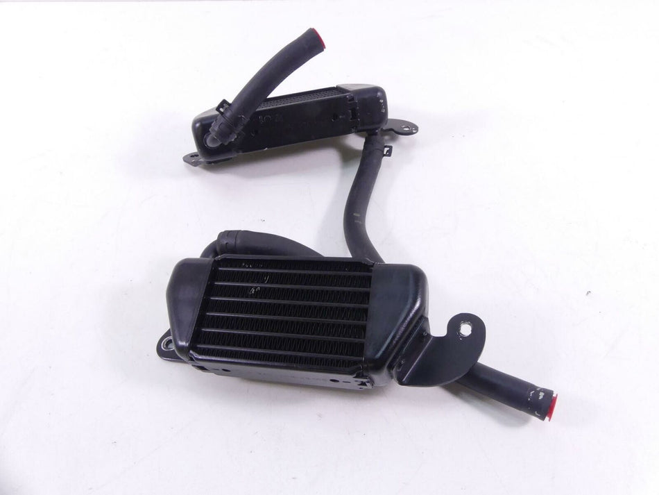 2002 BMW R1200 C Oil Cooler Radiator Set 17211342207 17211342208 {{ shop.shopifyCountryName }} - Mototech271