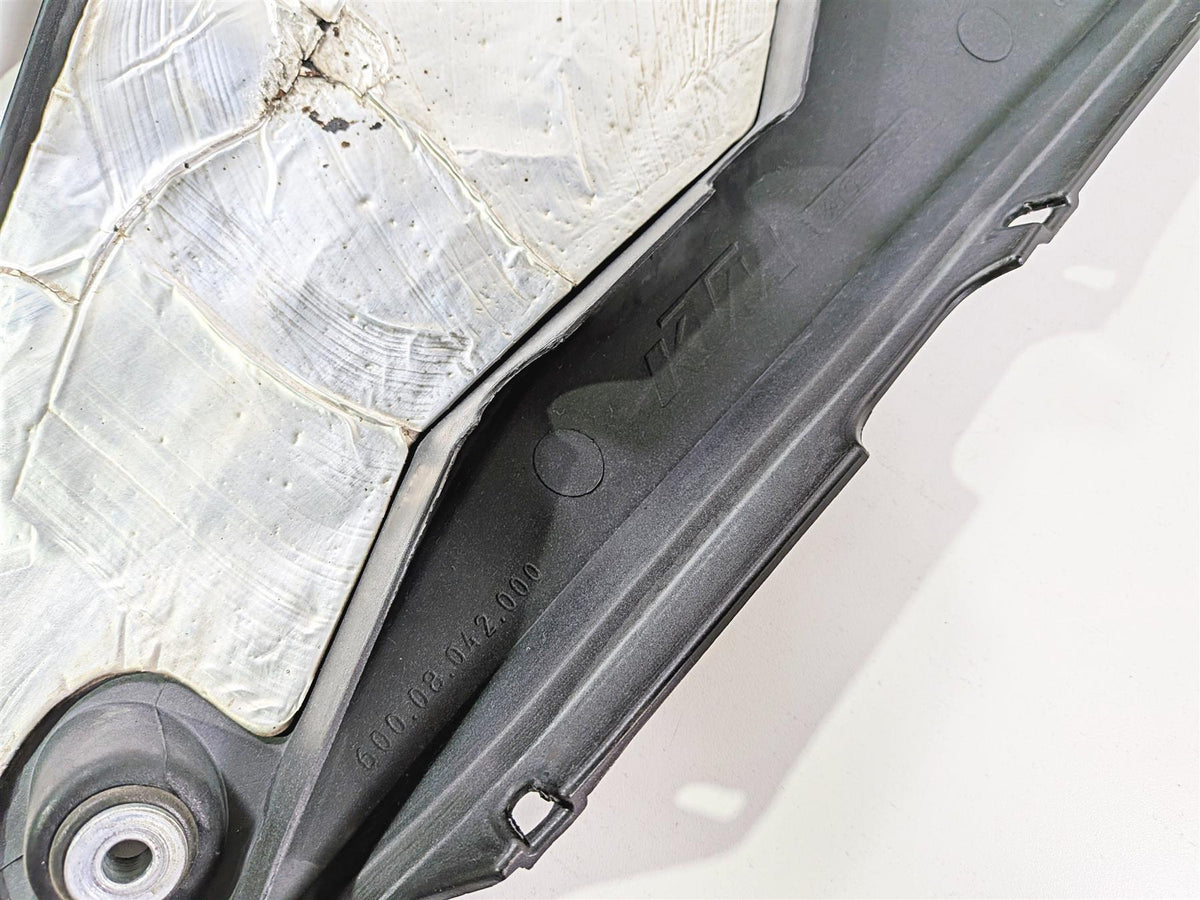 2005 KTM 950 LC8 Adventure Rear Tail Side Cover Fairings 60008041000 60008042000 {{ shop.shopifyCountryName }} - Mototech271