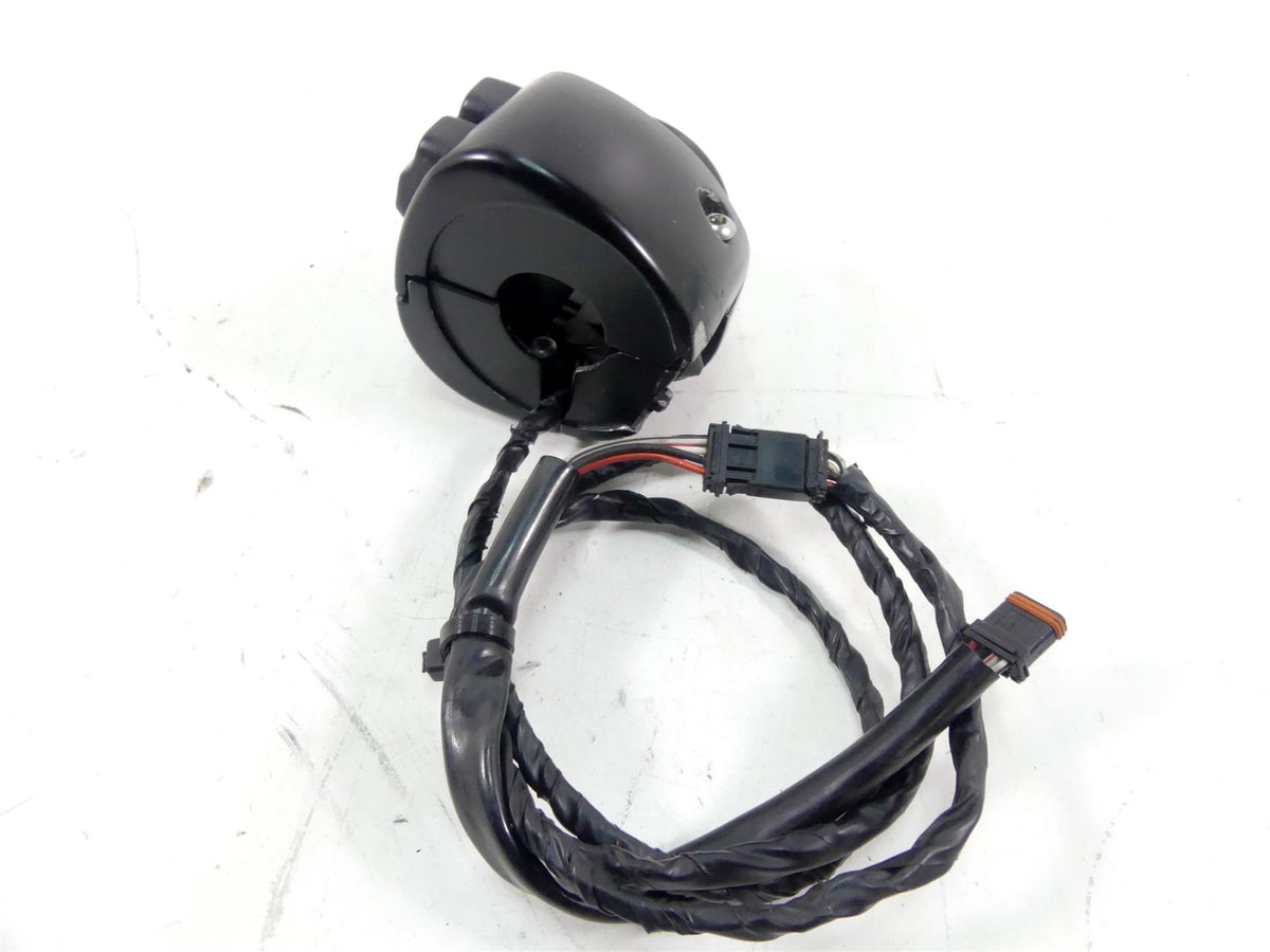 2017 Harley Softail FXSB Breakout Left Hand Control Switch -Read 71500292 {{ shop.shopifyCountryName }} - Mototech271