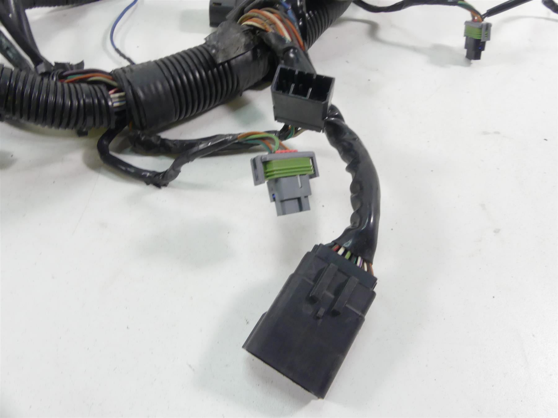2012 Harley CVO FLHX SE3 Street Glide Front Fairing Interconnect Wiring 69200158 {{ shop.shopifyCountryName }} - Mototech271